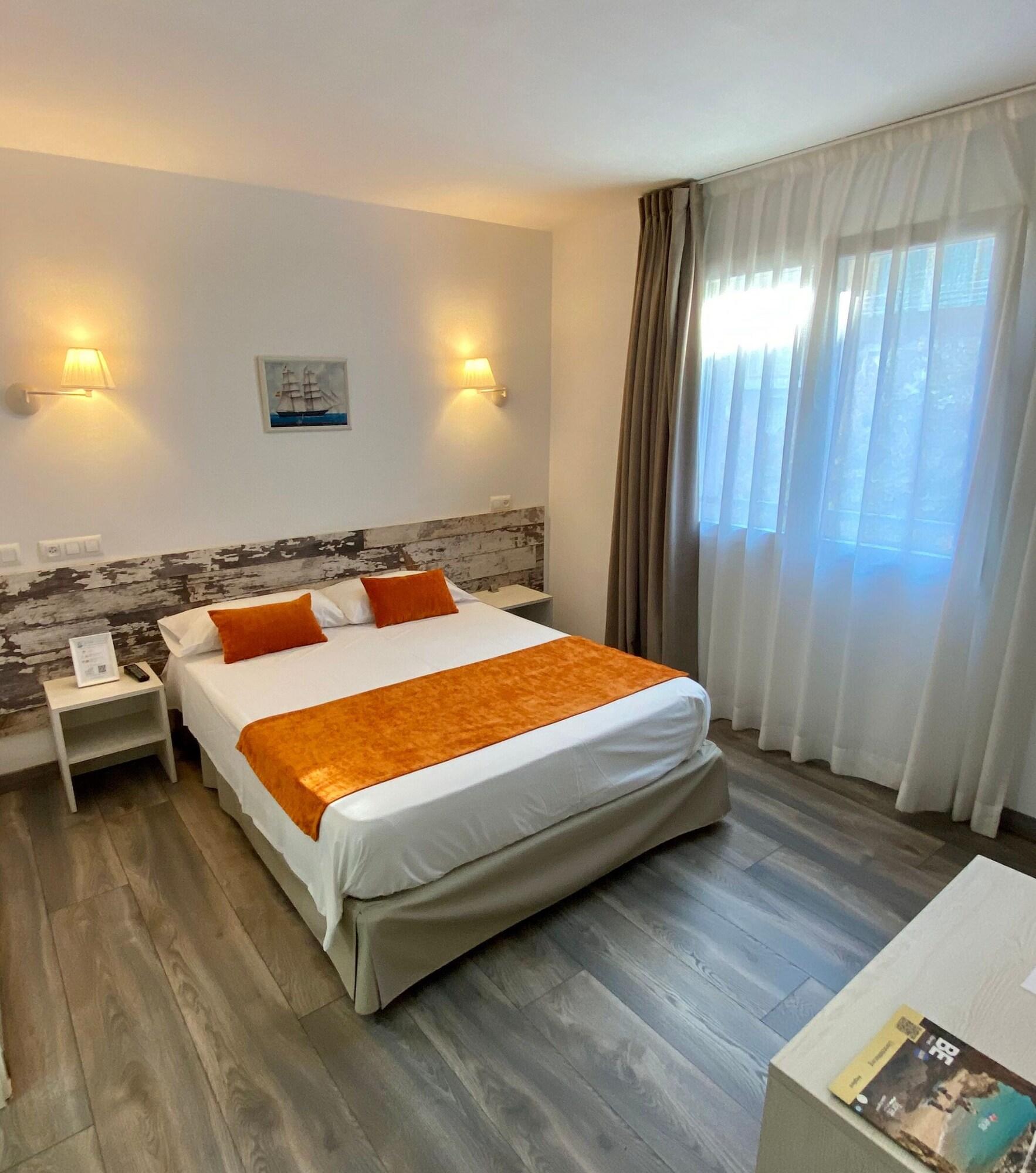 Hotel Bella Dolores Lloret de Mar Exterior photo