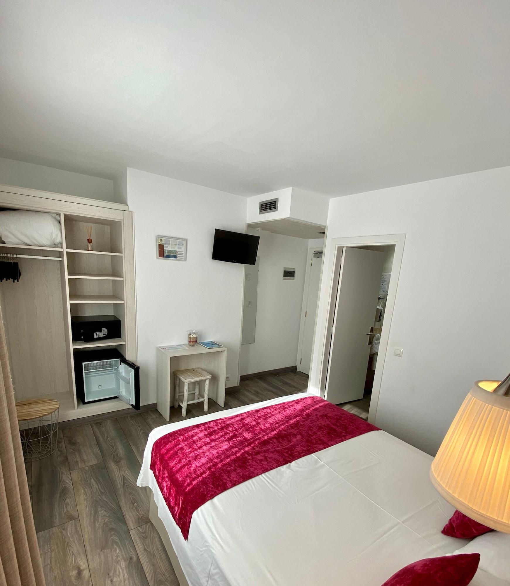 Hotel Bella Dolores Lloret de Mar Exterior photo