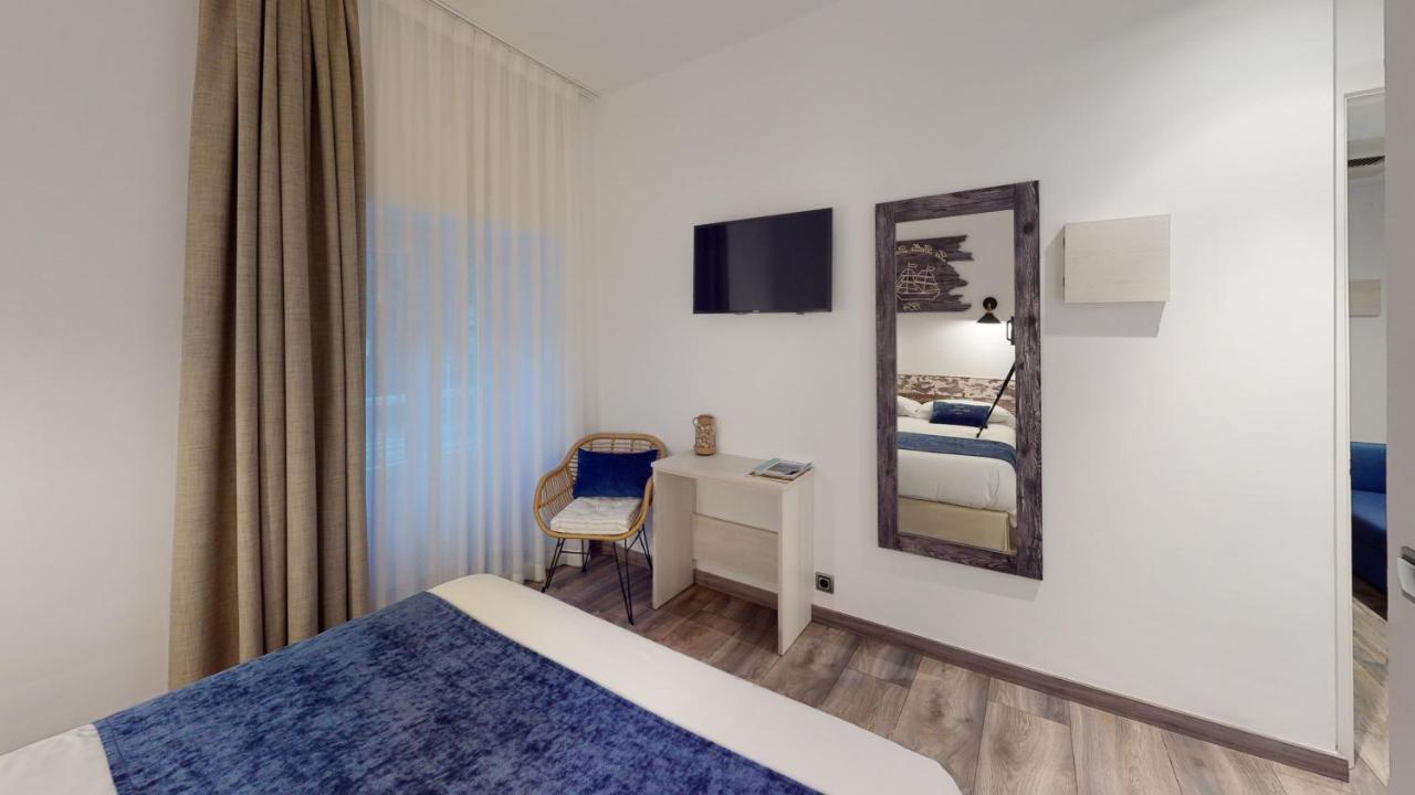 Hotel Bella Dolores Lloret de Mar Exterior photo